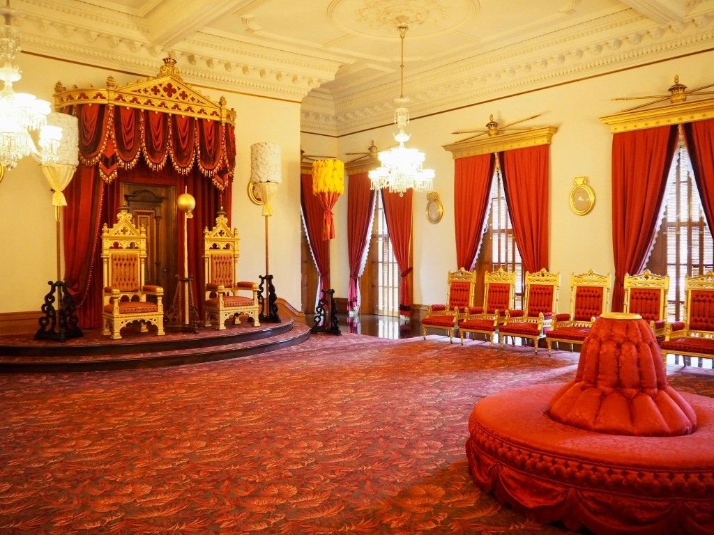 Iolani-Palace-3.jpg