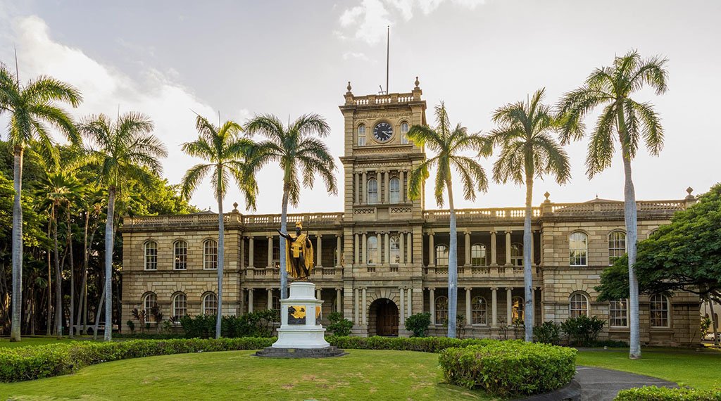 aliiolano-hale-honolulu-oahu.jpg